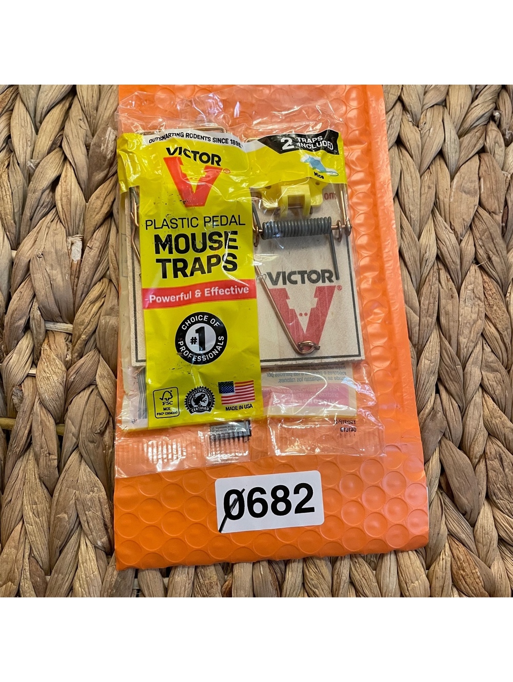 ✅Victor Plastic Pedal Mouse Traps 2 Pack